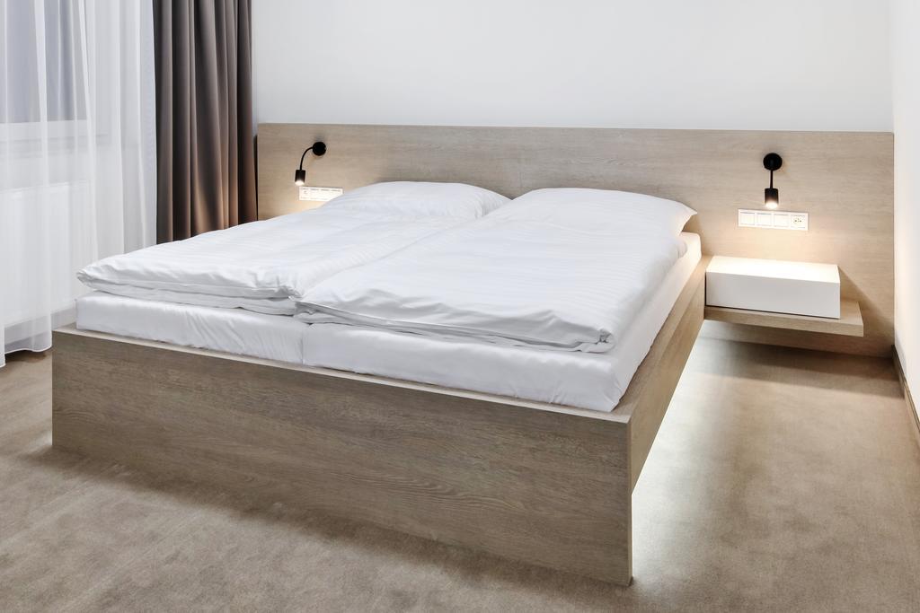 Hotel Morava Otrokovice Δωμάτιο φωτογραφία