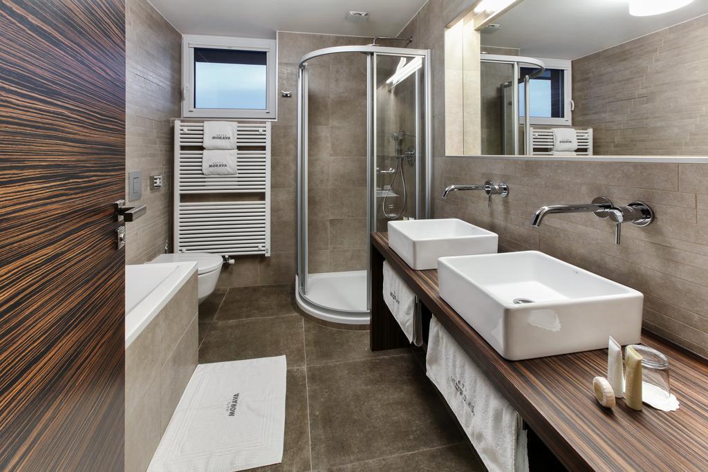 Hotel Morava Otrokovice Δωμάτιο φωτογραφία