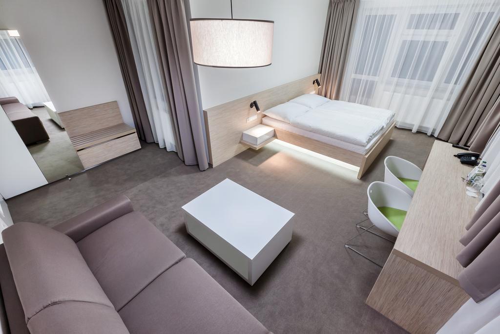 Hotel Morava Otrokovice Δωμάτιο φωτογραφία