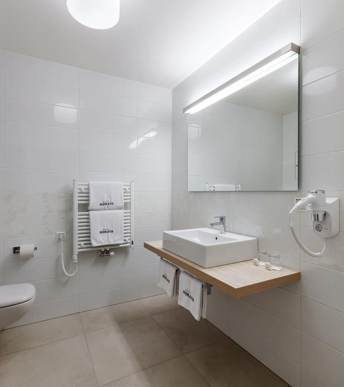 Hotel Morava Otrokovice Δωμάτιο φωτογραφία